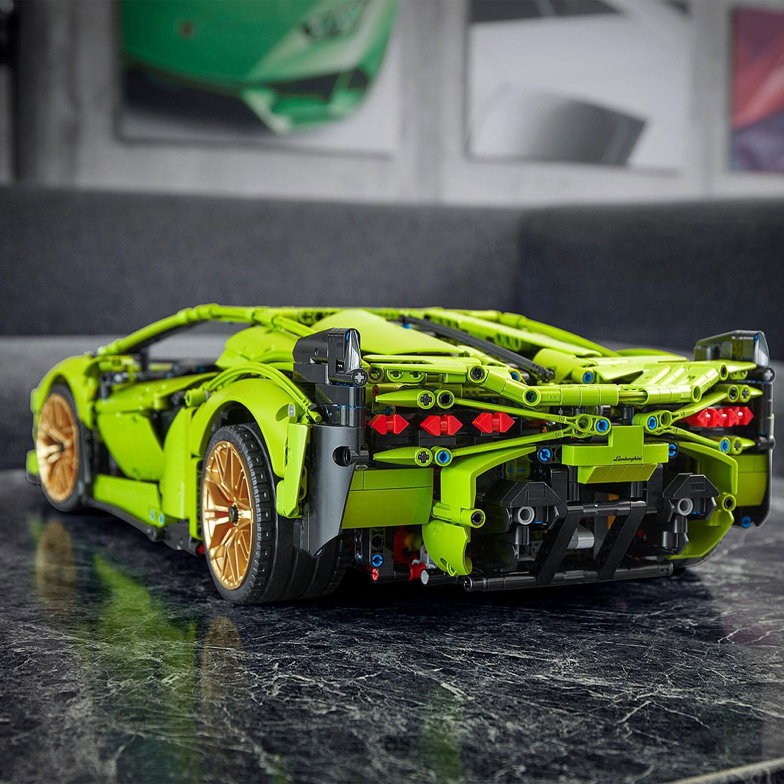 LEGO Technic Lamborghini Sián FKP 37 42115 - Image 2